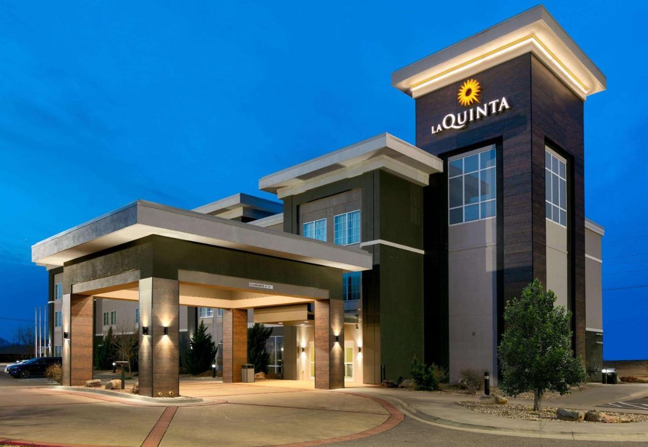 La Quinta By Wyndham Clinton Historic Route 66 Hotel Exterior photo